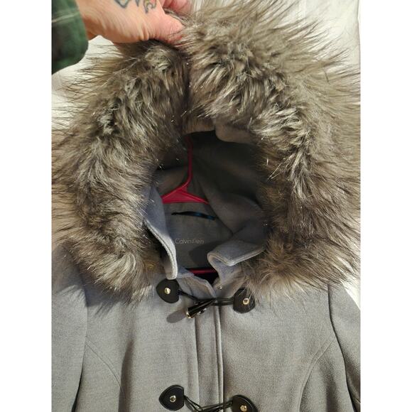 CALVIN KLEIN Toggle Coat with Removable Faux Fur Hood Size M /L. - Picture 8 of 12